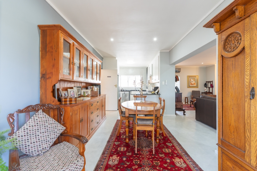 3 Bedroom Property for Sale in Zevenwacht Farm Village Western Cape